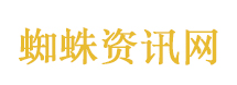 女孩开心跑进店将小猫扔出店外